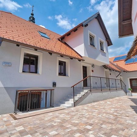 Auzlak Hisa, Apartments. Luče Zewnętrze zdjęcie