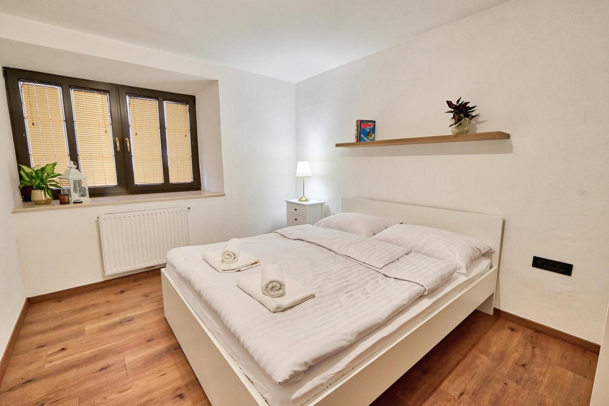 Auzlak Hisa, Apartments. Luče Pokój zdjęcie