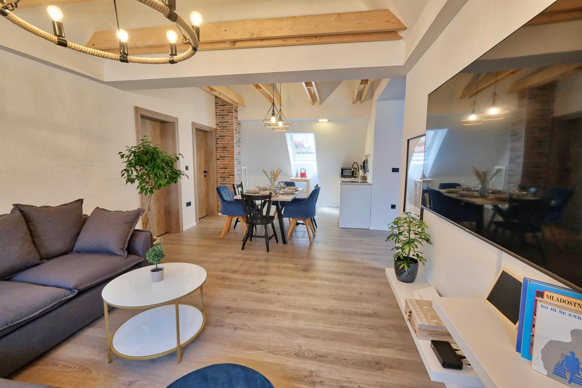Auzlak Hisa, Apartments. Luče Pokój zdjęcie